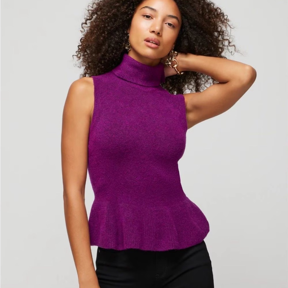 WHBM Sleeveless Peplum Soft Sweater Small